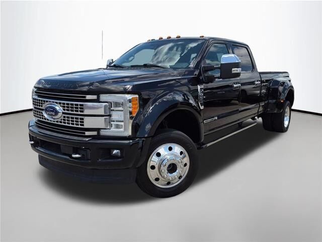 2017 Ford F-450 Super Duty Platinum