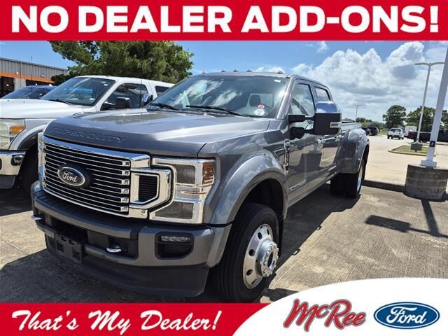 2022 Ford F-450 Super Duty Platinum — photo 1 of 4