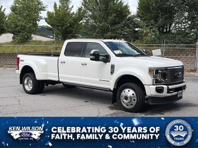 2022 Ford F-450 Super Duty Platinum