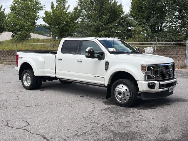 2022 Ford F-450 Super Duty Platinum