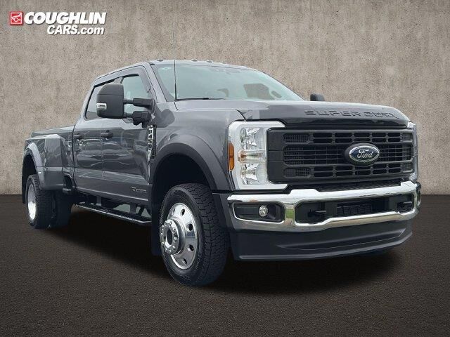 2025 Ford F-450 Super Duty XL