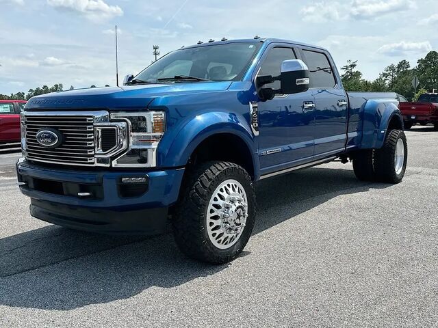 2022 Ford F-450 Super Duty Platinum