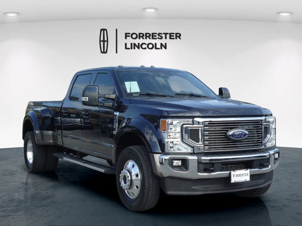 2022 Ford F-450 Super Duty Lariat — photo 1 of 13