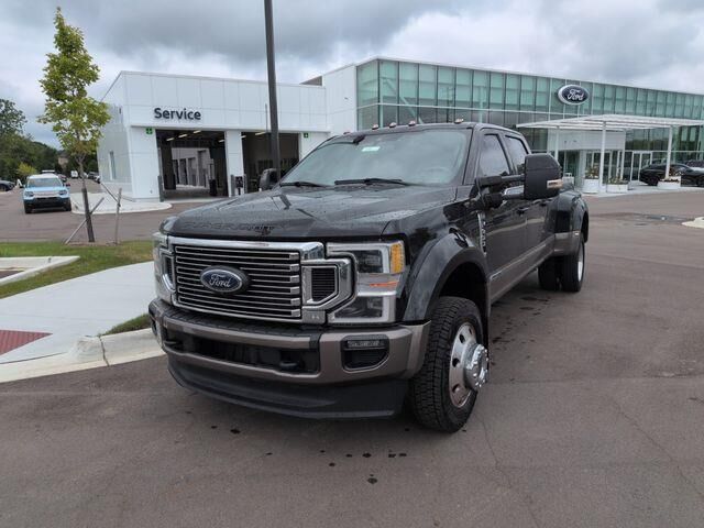 2022 Ford F-450 Super Duty King Ranch — photo 1 of 18