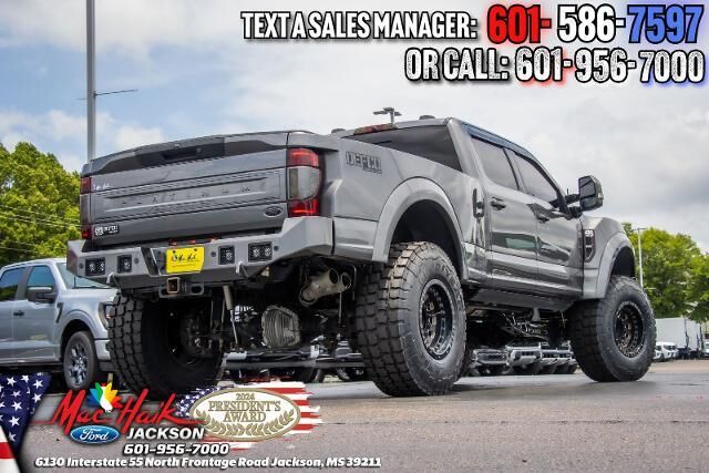 2022 Ford F-450 Super Duty Lariat — photo 1 of 39
