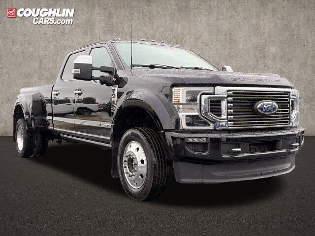2022 Ford F-450 Super Duty Platinum