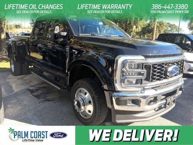 2025 Ford F-450 Super Duty Lariat