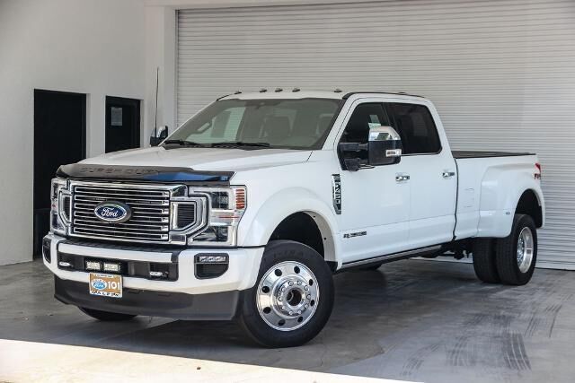 2022 Ford F-450 Super Duty Platinum — photo 1 of 13