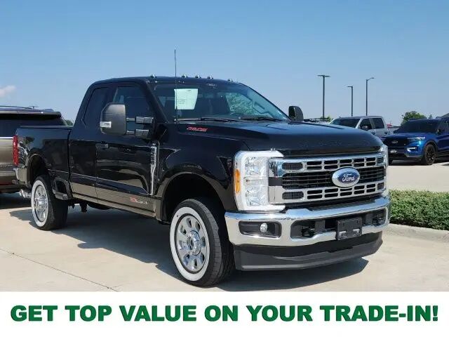 2023 Ford F-250 Super Duty XLT — photo 1 of 29