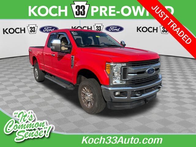 2017 Ford F-350 Super Duty Lariat