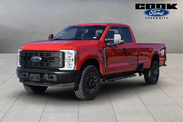 2025 Ford F-350 Super Duty XL