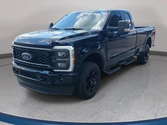 2025 Ford F-350 Super Duty XL