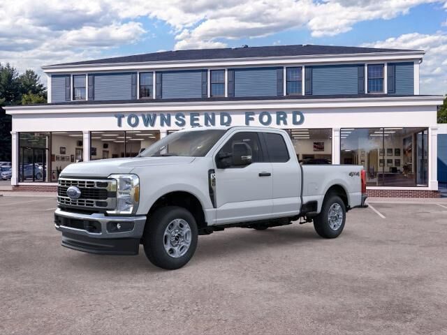 2026 Ford F-350 Super Duty XLT — photo 1 of 43