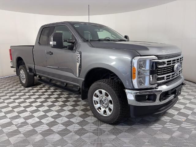 2023 Ford F-350 Super Duty XLT