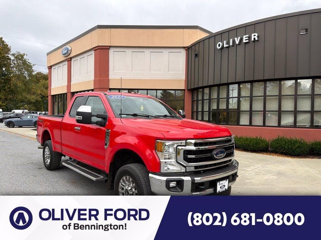 2022 Ford F-350 Super Duty Lariat — photo 1 of 1