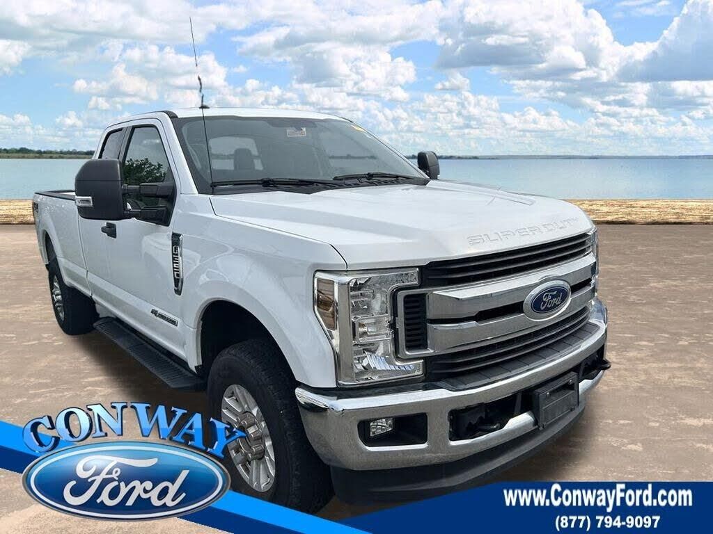 2019 Ford F-350 Super Duty XLT — photo 1 of 11