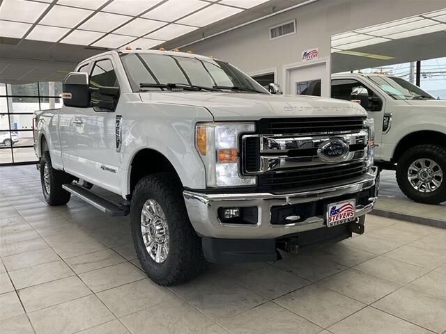 2017 Ford F-350 Super Duty XLT