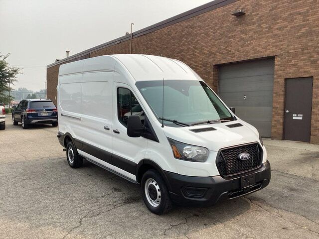 2024 Ford Transit 250