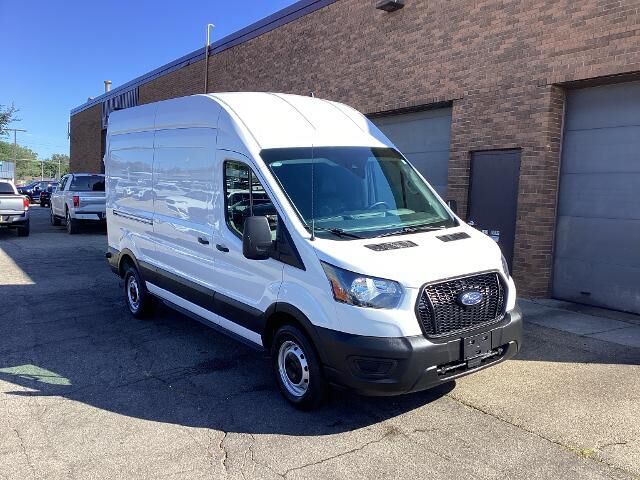 2025 Ford Transit 250