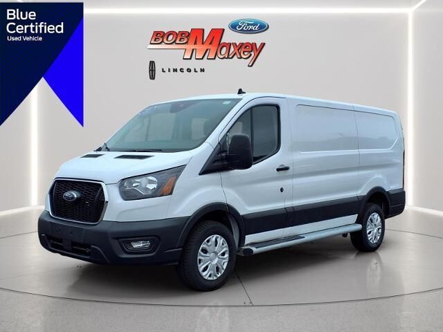 2025 Ford Transit 250