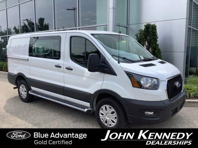 2025 Ford Transit 250 — photo 1 of 4