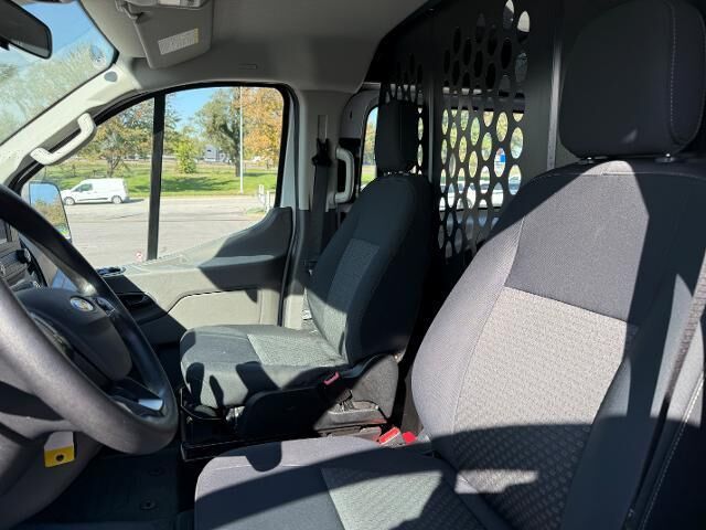 2025 Ford Transit 250