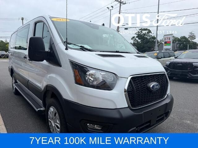 2025 Ford Transit 250