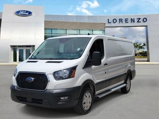 2025 Ford Transit 250