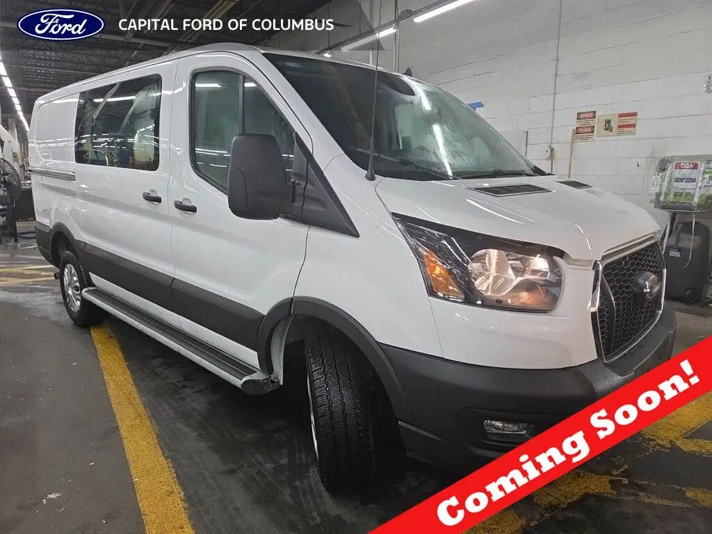 2025 Ford Transit 250 — photo 1 of 4