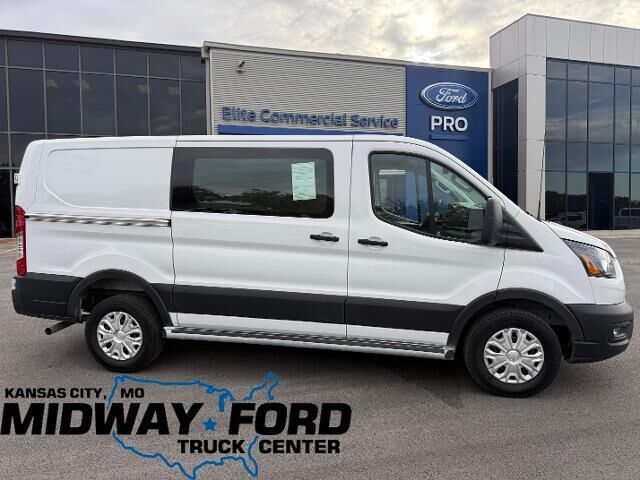 2025 Ford Transit 250