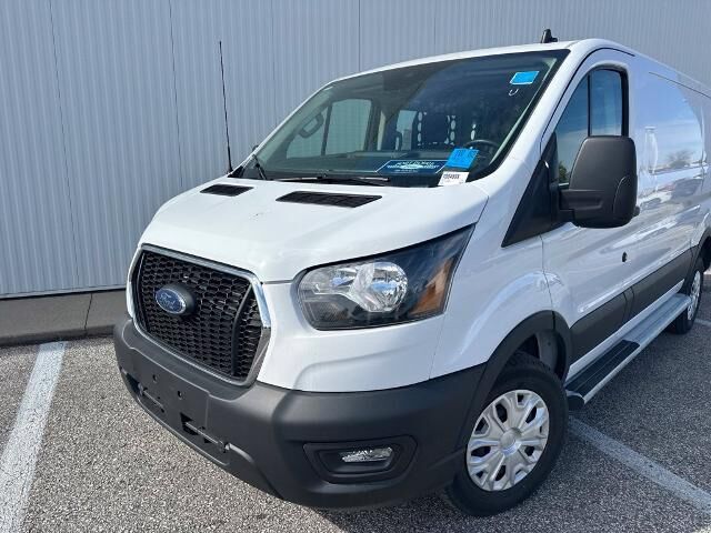 2025 Ford Transit 250