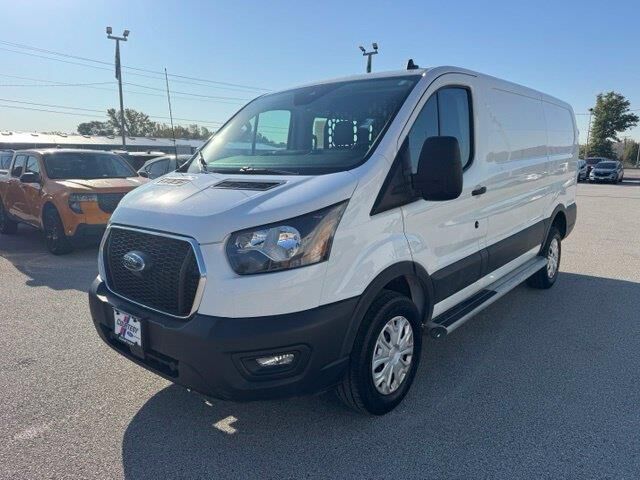 2025 Ford Transit 250