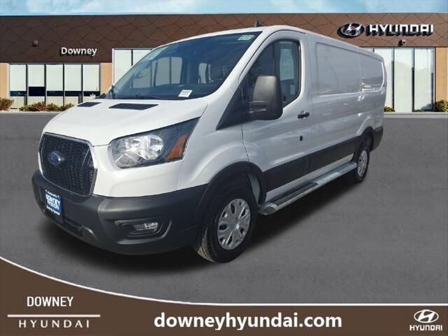 2025 Ford Transit 250