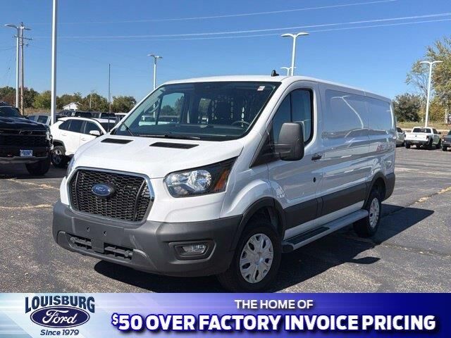2025 Ford Transit 250