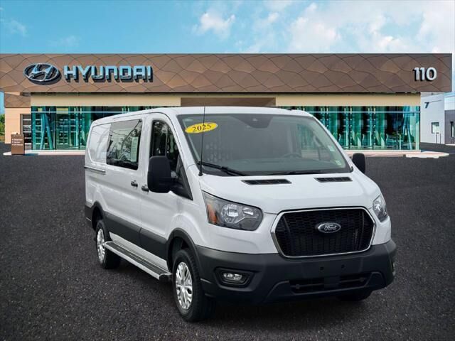 2025 Ford Transit 250