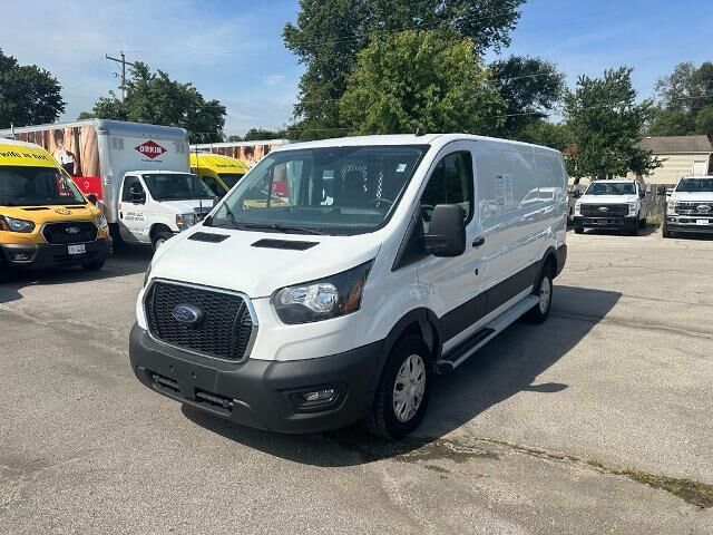 2024 Ford Transit 250