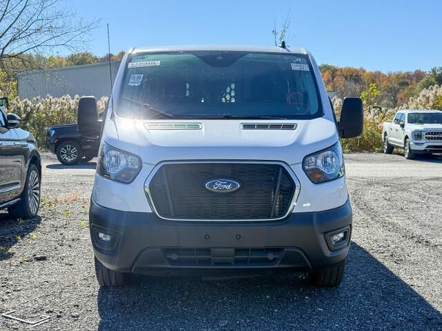 2025 Ford Transit 250