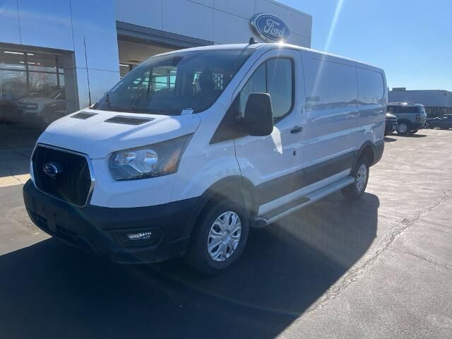 2025 Ford Transit 250