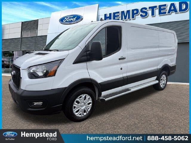 2025 Ford Transit 250