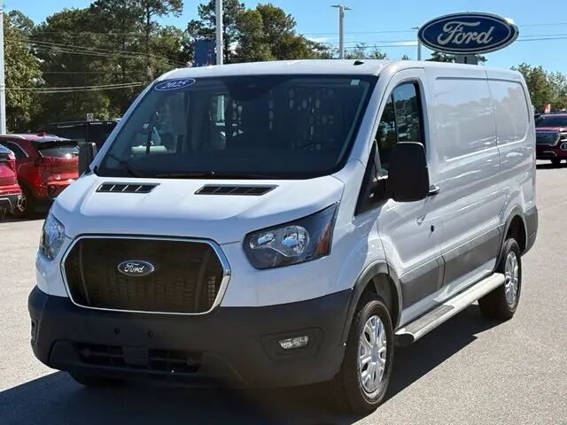 2025 Ford Transit 250