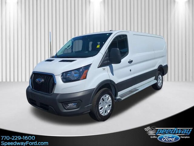 2025 Ford Transit 250