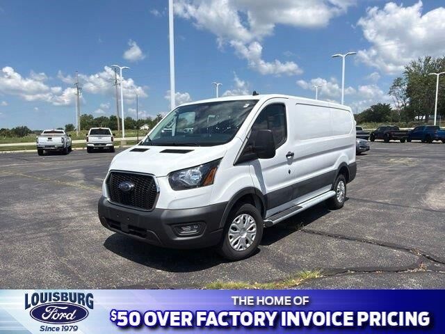 2025 Ford Transit 250