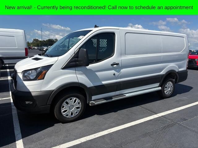 2025 Ford Transit 250