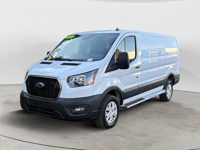 2025 Ford Transit 250