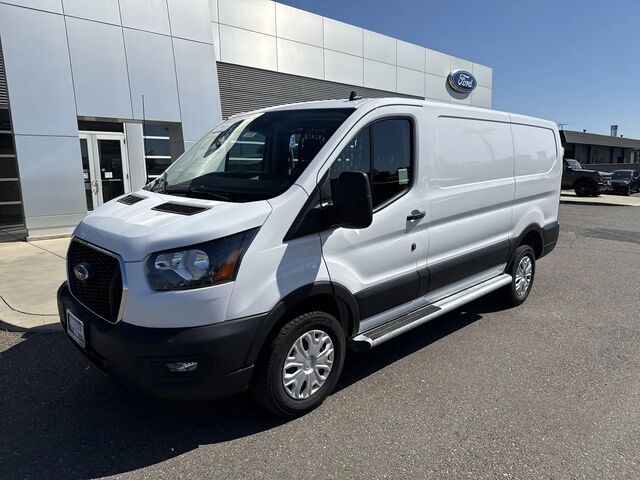 2025 Ford Transit 250