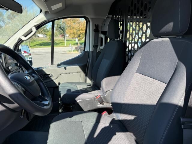2025 Ford Transit 250