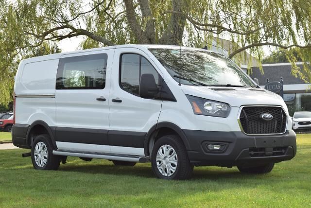 2025 Ford Transit 250