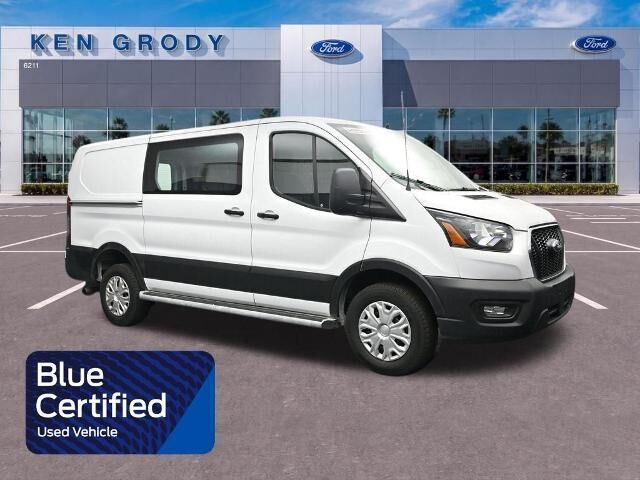2025 Ford Transit 250