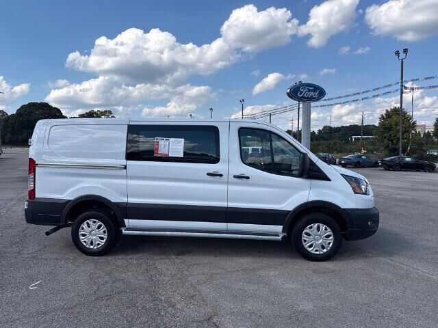 2025 Ford Transit 250