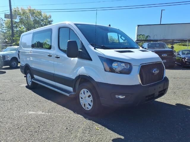 2025 Ford Transit 250